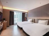 ZMAX HOTELS(贵阳世纪金源购物中心店) - 两张床XL房