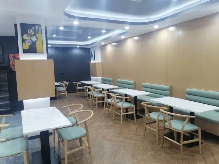 Qiduo Hotel (Weifang Century Taikoo People's Hospital Branch)