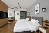 Huiyue Design Hotel (Renshou City Wetland Park store) - 2-Star