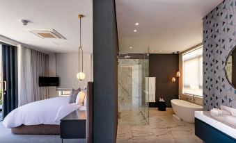 Labotessa Luxury Boutique Hotel