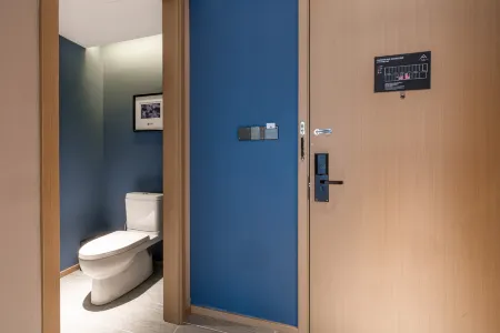 Luzhou High-speed Railway Station Bubu High-entiandi Yaduo Hotel