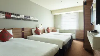 0205a120008eultg4CBDB R 320 180 R5 D