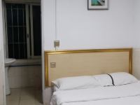 广州启程公寓 - 普通大床房（无空调）