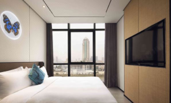 Paco Hotel (Huazhou Shifu Square)