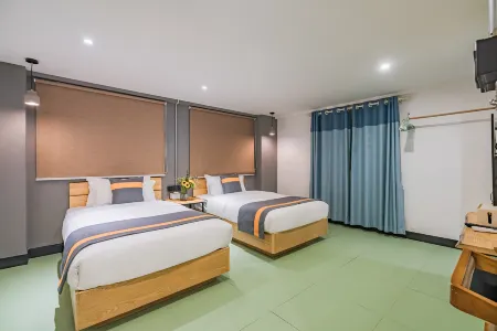 Xihu Yingxiu Xinsu Guesthouse Отели рядом с достопримечательностью «Yuanmiao Temple»