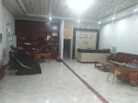 Luocheng Yaju Hotel