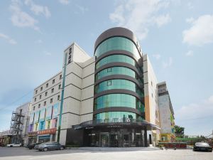 Ji Hotel (Fangshan Commercial Street