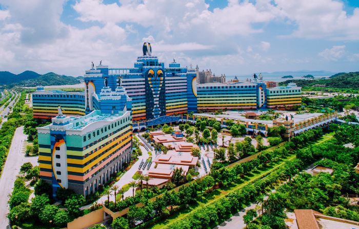 Chimelong Penguin Hotel