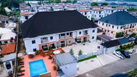 D'Stolz Villa & Hospitality Hoteles cerca de Zuma Mall