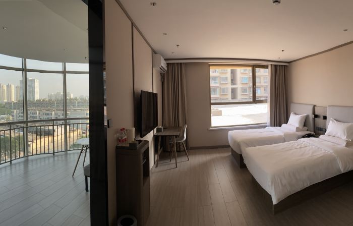 HanTing Hotel (Xiaoyi Dazhong Road)