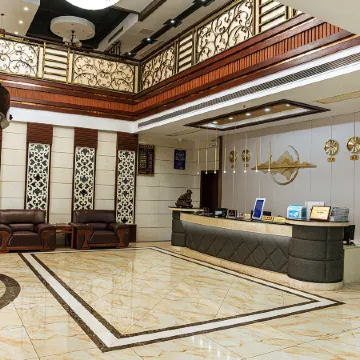 Ziyun Hotel Отели в г. Чалин