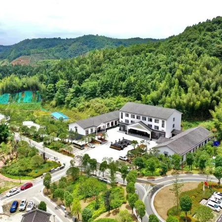 Sanbaishan Holiday Center