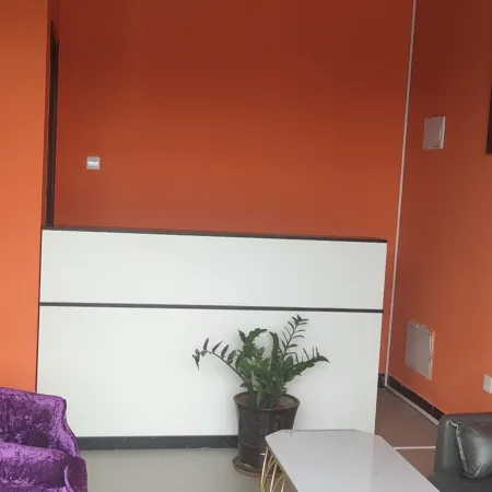 Yueyue Apartment