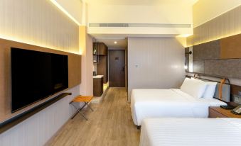 Maple View Hotel