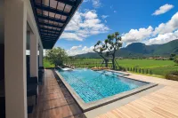 Teva Valley Resort - Rooftop Pools