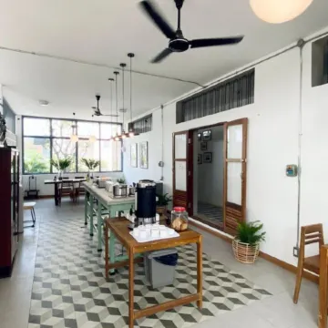 Baan Chiang Bed Lampang