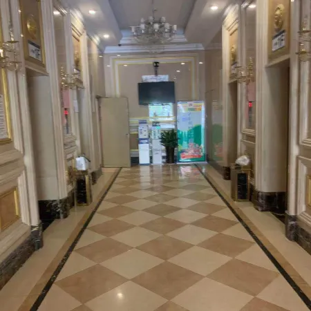 A lily wisdom hotel (Fuyang Yingzhou Wanda Store)