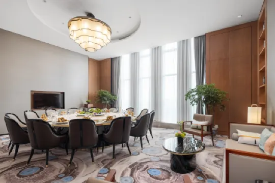 C PLAZA  Leshan Hotel