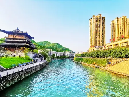 Aiweisi Hotel (Chongqing Wansheng Stadium) Отели рядом с достопримечательностью «Banliao Lake»