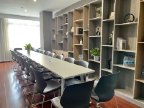 Haibeinis Hotel Qingyang xiaoshizi store Hotels in Qingyang