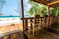 Nest Beach Club