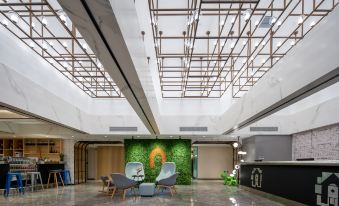 Campbell Hotel (Nanjing Xianlin Wanda Mao store)