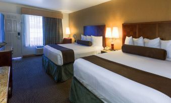 Ramada by Wyndham Costa Mesa/Newport Beach