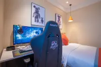 Songguo Electric Sports Apartment (Zhuhai Jinwan Airport Shop)