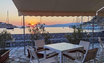 Mandraki Beach Resort - Adults Only