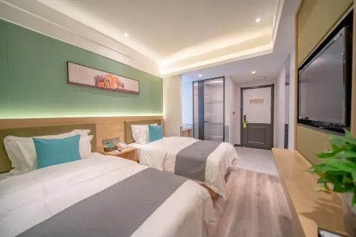Durian Candy Boutique Hotel (Altay Russia Pedestrian Street Shop)