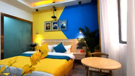 Moyu Junhao Business Hotel Отели рядом с достопримечательностью «CPC Karakax Committee Party School»