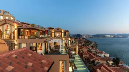 Designer Lake View Holiday Отели рядом с достопримечательностью «Yuxi University of Applied Technology»