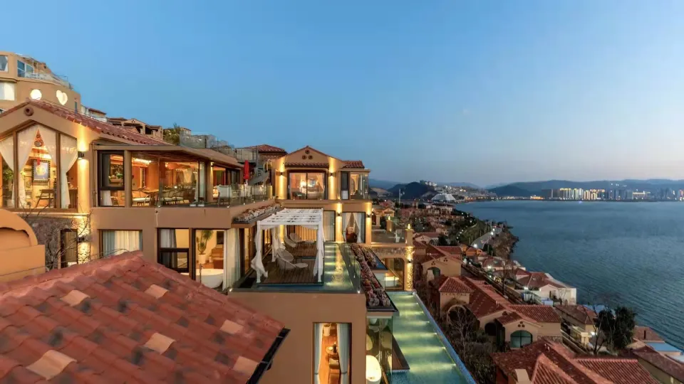 九渡海舟·設計師奢享半山懸崖オーシャンビューリゾートホテル(大理洱海店)