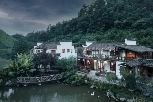 Half-Mu Fangtang Redwood Forest Parent-child Holiday Villa