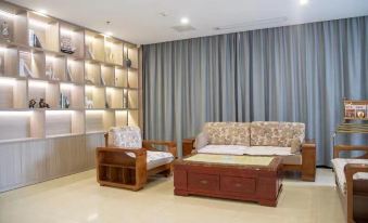GreenTree Inn AnHui AnQing TongCheng South ShengTang Road ShengTang International Business Hotel