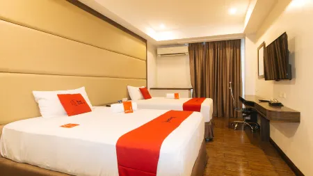 RedDoorz Premium @ West Avenue Quezon City
