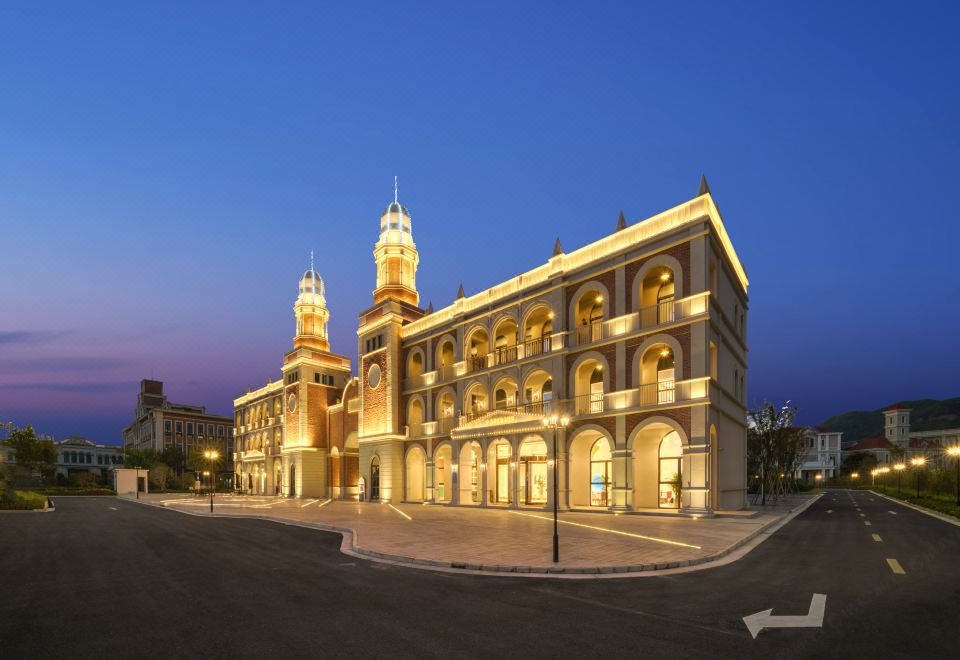 [LESTAY HOTEL의 해양 테마 디자인]