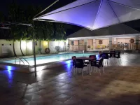 Golphin's Suites Hotels in Awka
