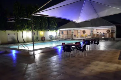 Golphin's Suites Hotels near Agulu Lake