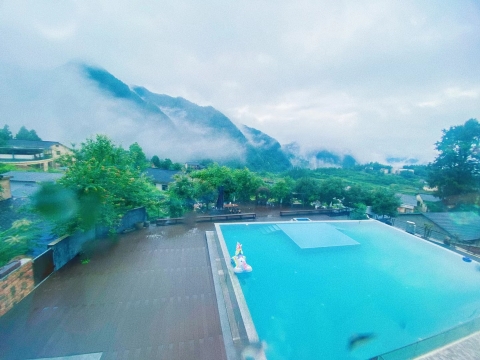 Avatar Mountain Resort—Mountain View | Swimming Pool | Free Station Pick-up | Western Cuisine