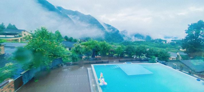 Avatar Mountain Resort—Mountain View | Swimming Pool | Free Station Pick-up | Western Cuisine Hotels in Zhangjiajie