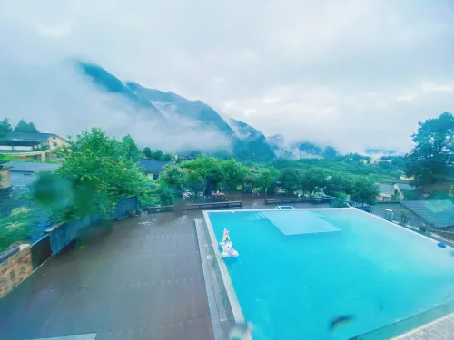 Avatar Mountain Resort—Mountain View | Swimming Pool | Free Station Pick-up | Western Cuisine - 인피니티 풀