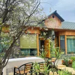Nianchu Stellar Blossom Lodge · FL.wood Boutique Homestay