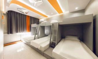 Alien Intelligent E-sports Hotel