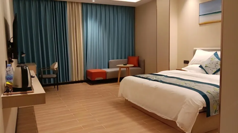 Dongguan Zhanghui Hotel