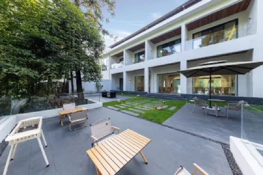 雙雅ホテル（雅安碧峯峽） のホテル