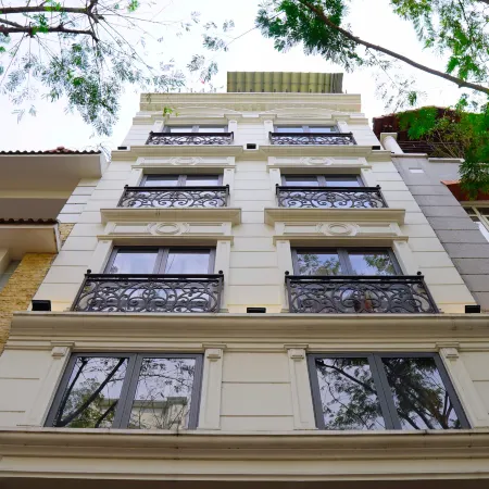Atlas Hotel & Apartments Отели рядом с достопримечательностью «Район 7»