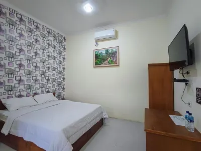 RedDoorz @ Tanakatto Homestay Waikabubak Hotels near View Point Of Praijing Village