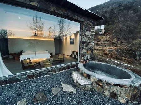 Zhenshan Tingyun Tangshu Homestay Отели рядом с достопримечательностью «Shenmulei»