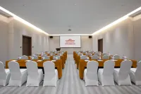 Mile Huquan Shuixiang Haofeng Wyndham Hot Spring Hotel Hotels in Mile City